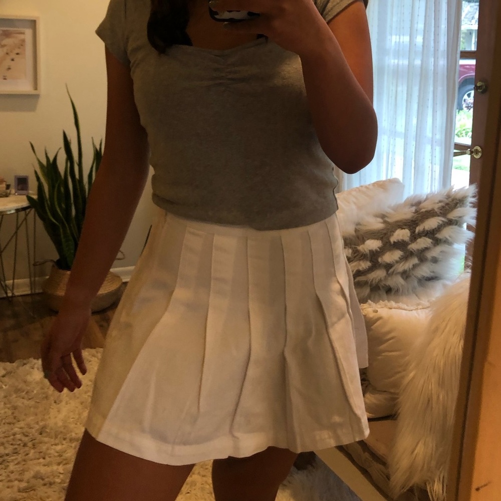 White Pleated mini skirt